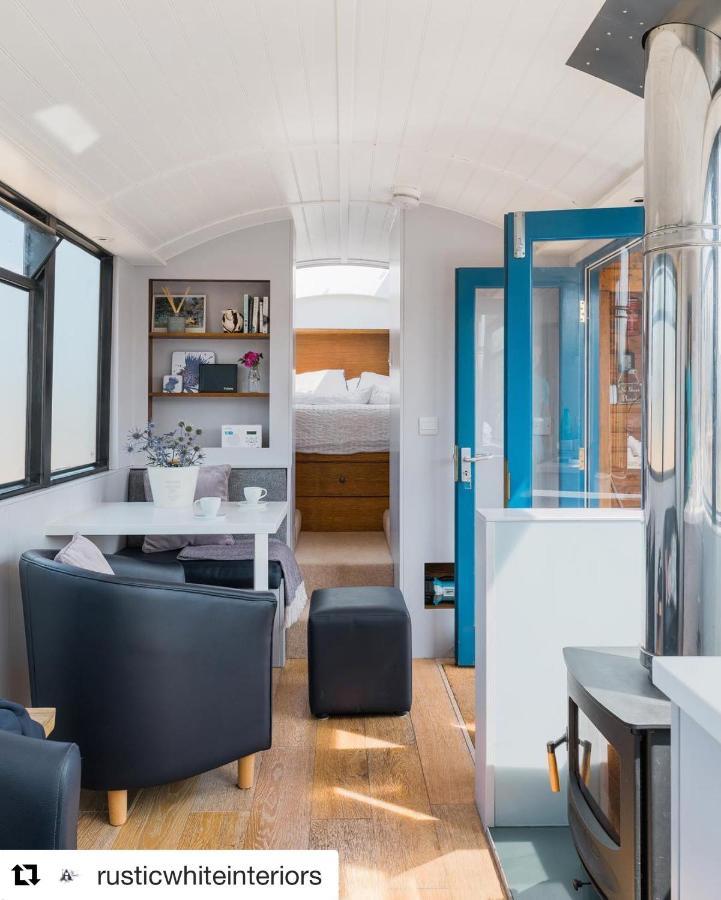 Luxury Bus 1 Villa แฮดดิงตัน ภายนอก รูปภาพ